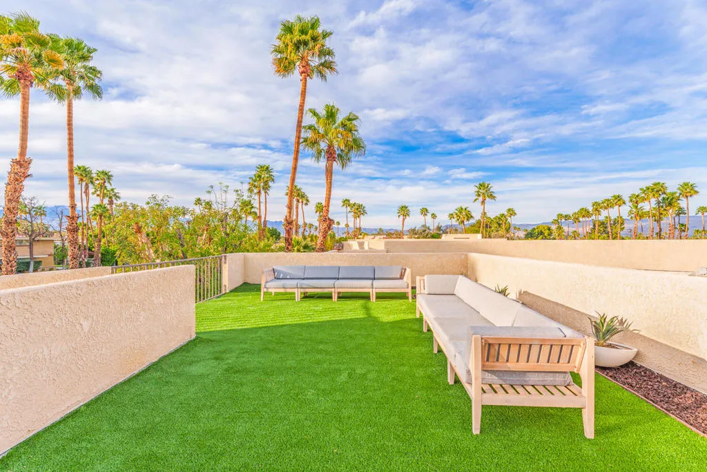 200 E Racquet Club Road 60, Palm Springs, California 92262 home-pic-34